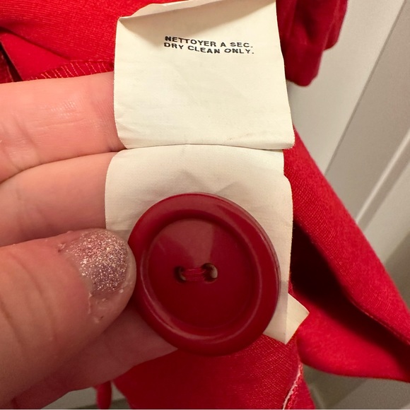 Le château made in Canada brilliant red stretchy jacket/ dress - Picture 10 of 14